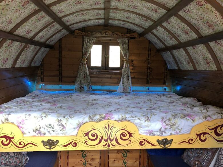 Cabana Cotswolds Camping At Holycombe
