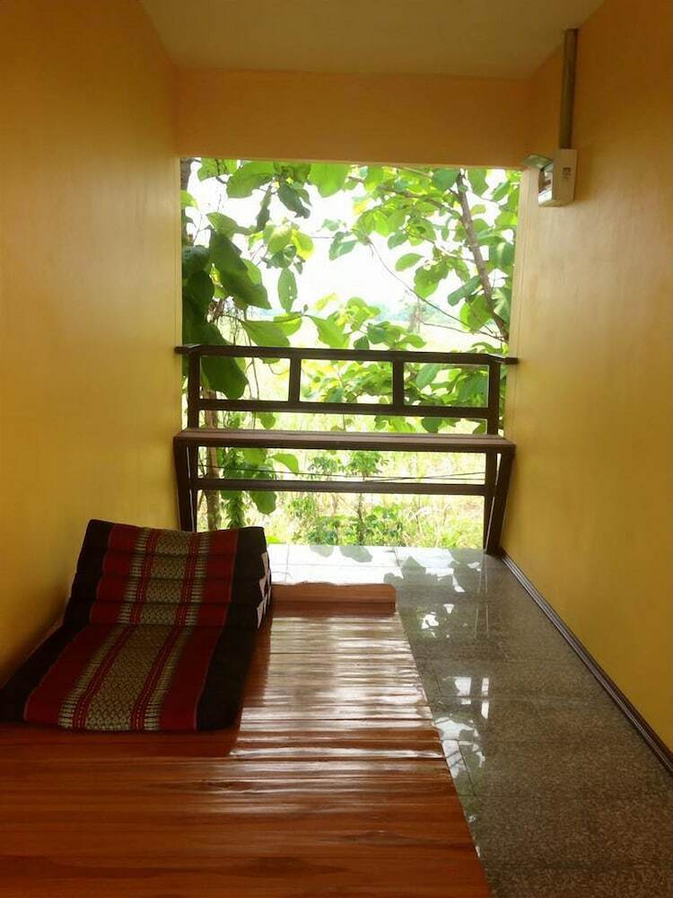 Hotel Romsiri Resort