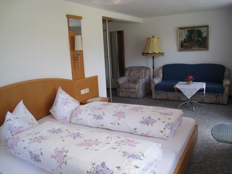 Gasthaus Pension Donish�usle
