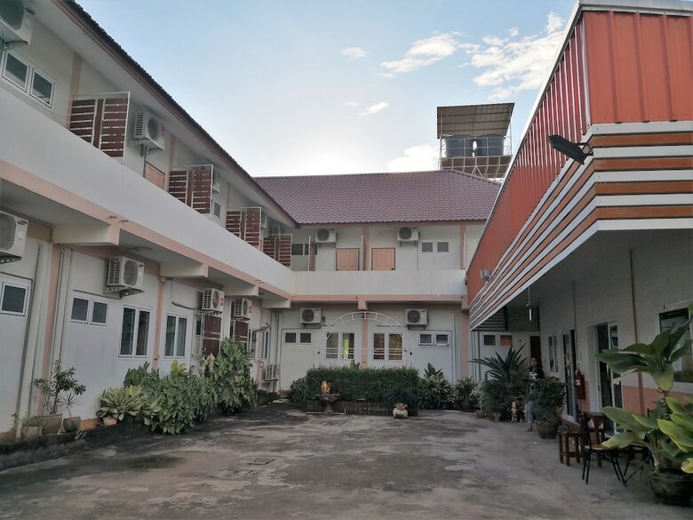 Rungrod Grand Hotel