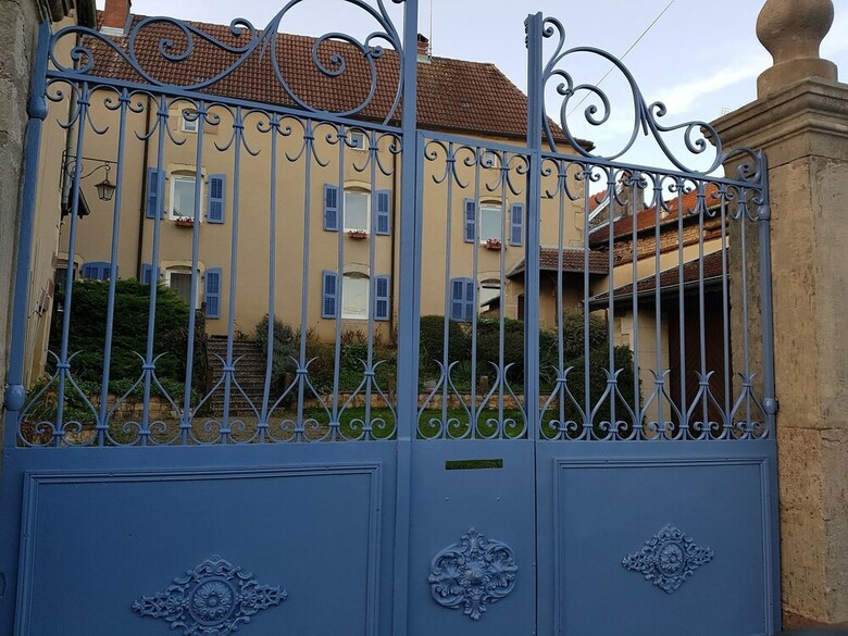 Hotel La Grange Des Roches Roses