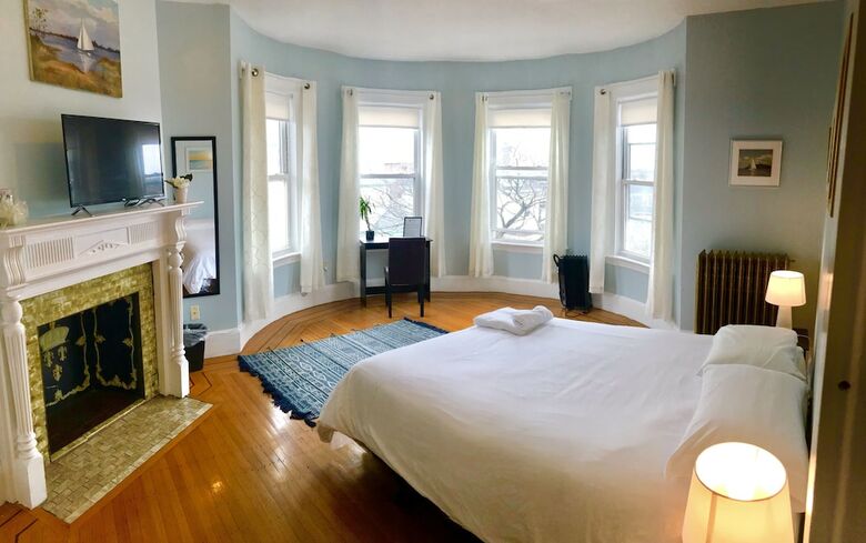 Bed & Breakfast Elm Hill Manor