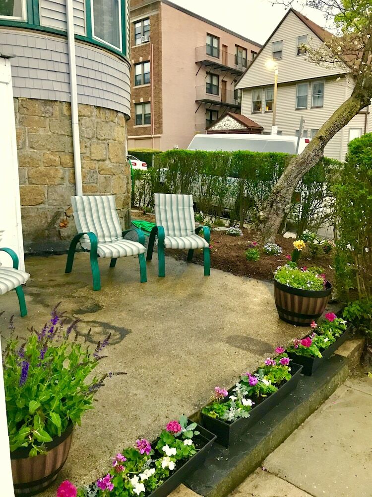 Bed & Breakfast Elm Hill Manor