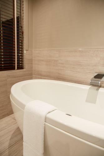 Hotel Le Dauphin Montr�al-longueuil