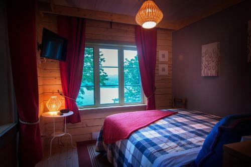 Posada Manoir Du Lac Sept-�les