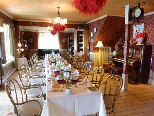 Posada Manoir Du Lac Sept-�les