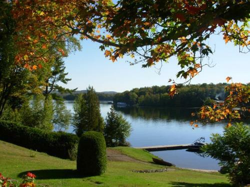 Posada Manoir Du Lac Sept-�les