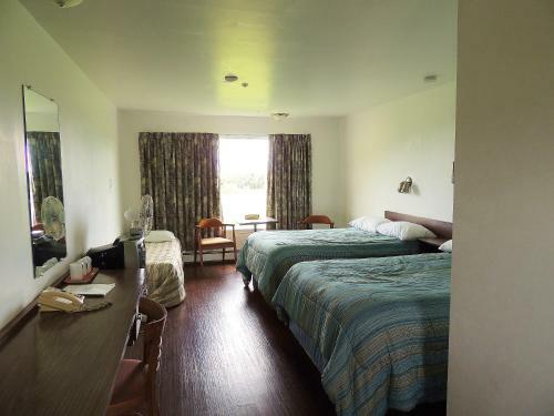 Balmoral Motel