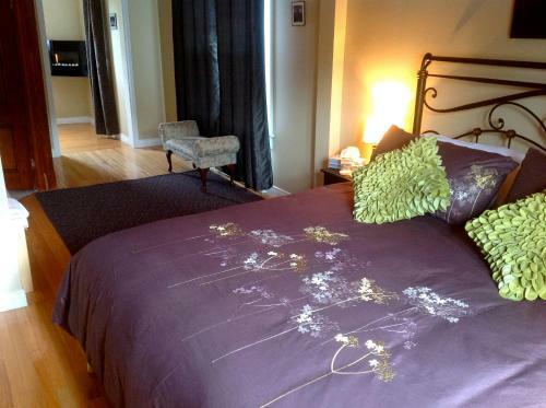 Posada Vicarage Suites