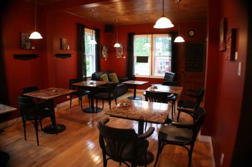 Posada Vicarage Suites