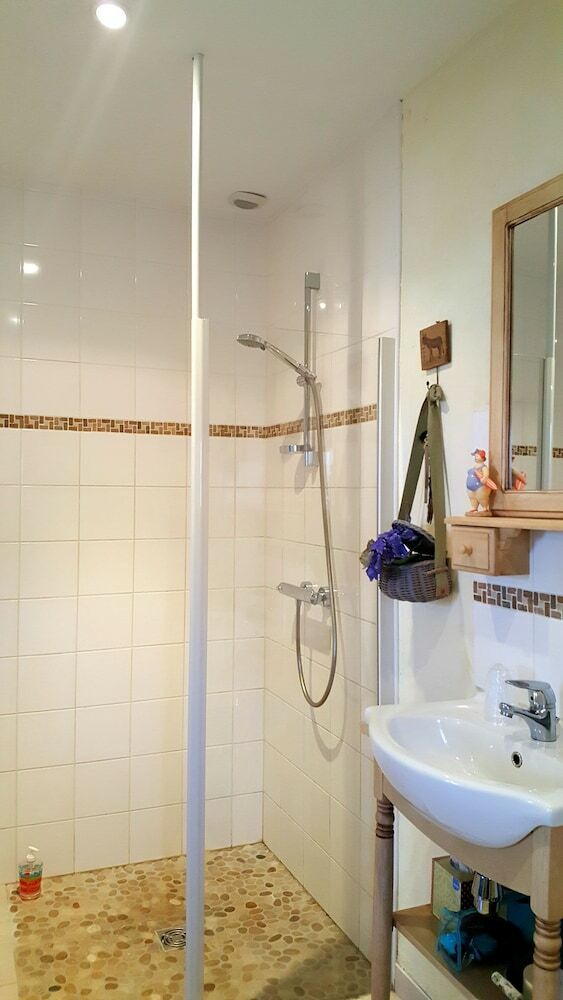 Hotel Le Logis de La Poupeli�re