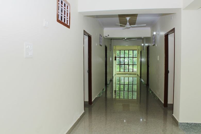 Hotel Yatrik Inn
