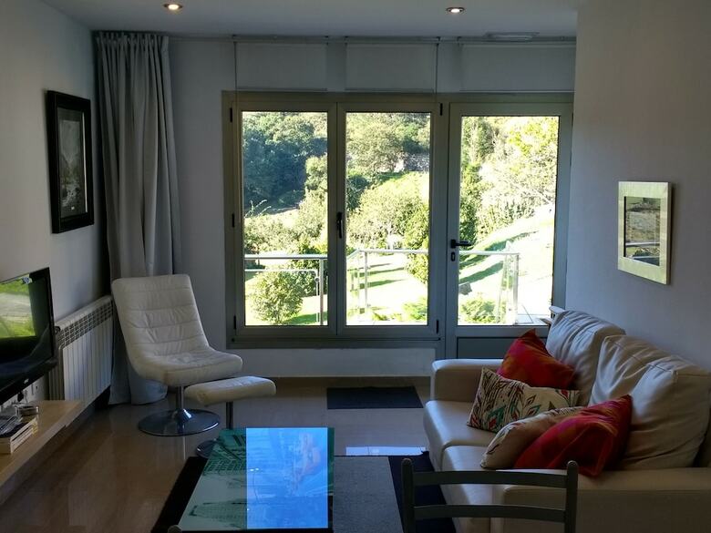 Apartamentos Arcos Del Esva