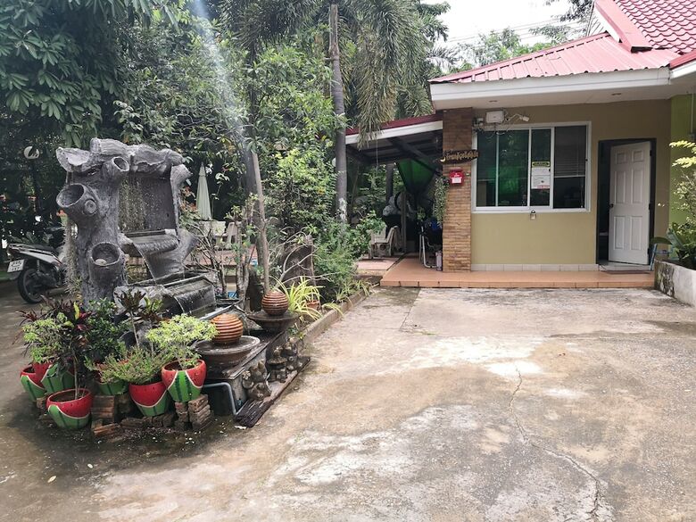Hotel Khan Kluay Resort
