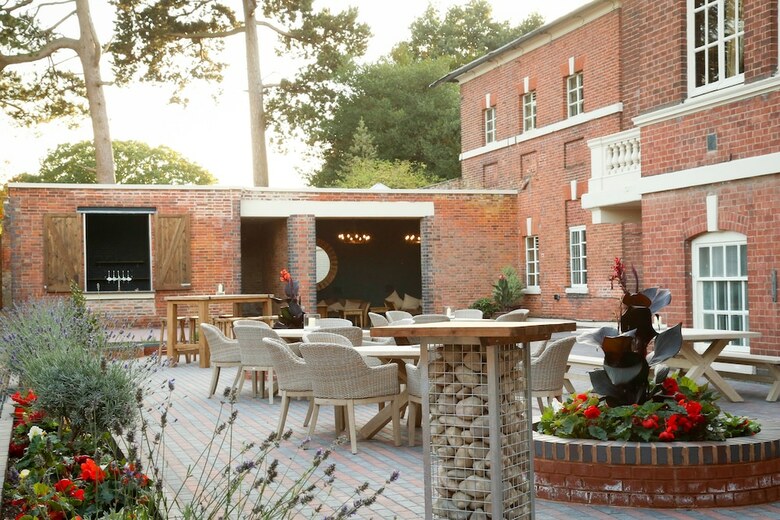 Hotel Swinfen Hall
