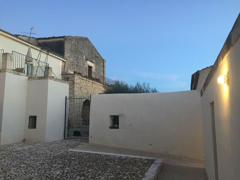 Hotel Dimora Di Dante