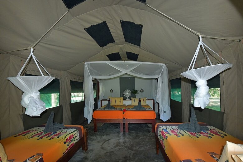Posada Zambezi Mubala Camp