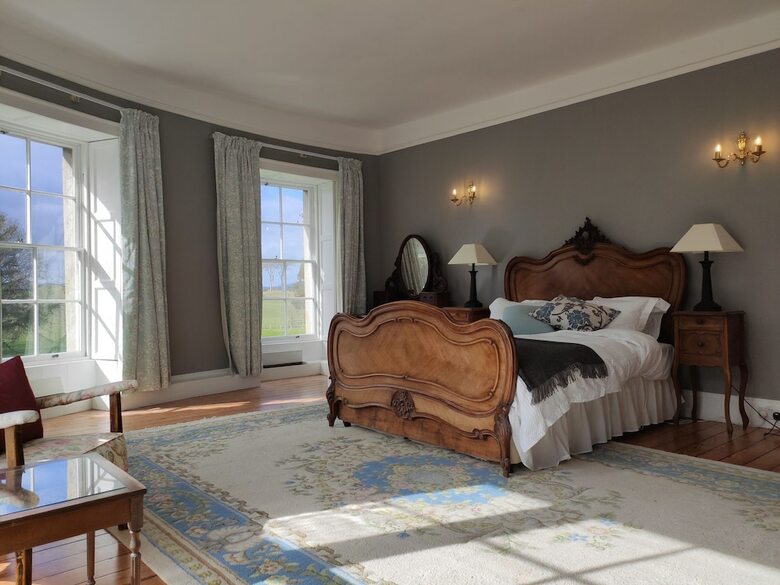 Hotel Tyrella House