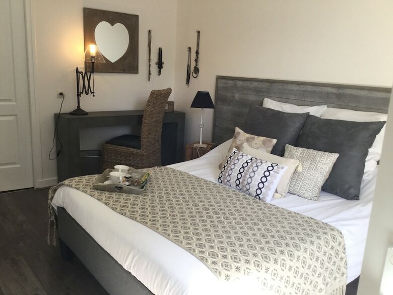 Bed & Breakfast La Maison Des Eaux Claires