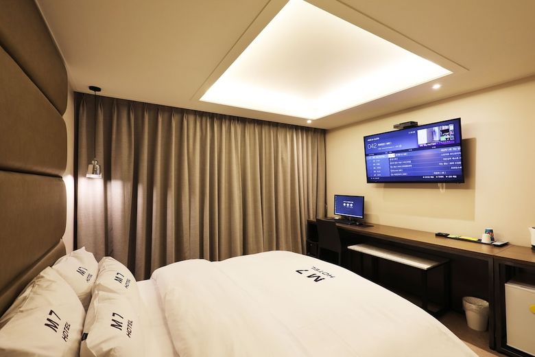 M7 Hotel