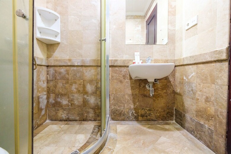 Spacious Riverside Pluit Apartment