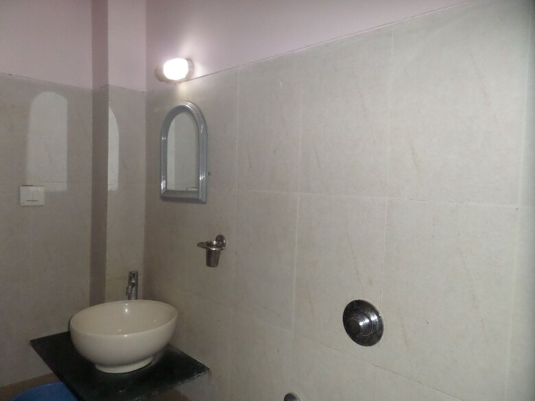 Hotel Amit Plaza