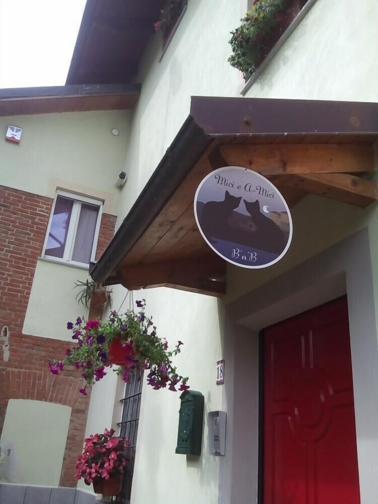 Mici E A-mici B&B
