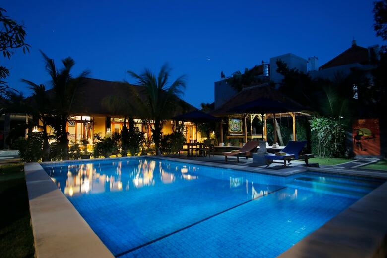Bed & Breakfast Graha Madesimon
