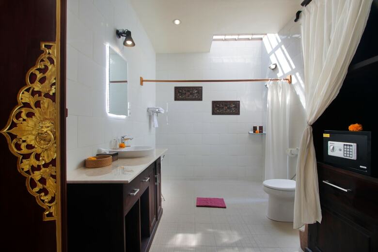 Bed & Breakfast Graha Madesimon
