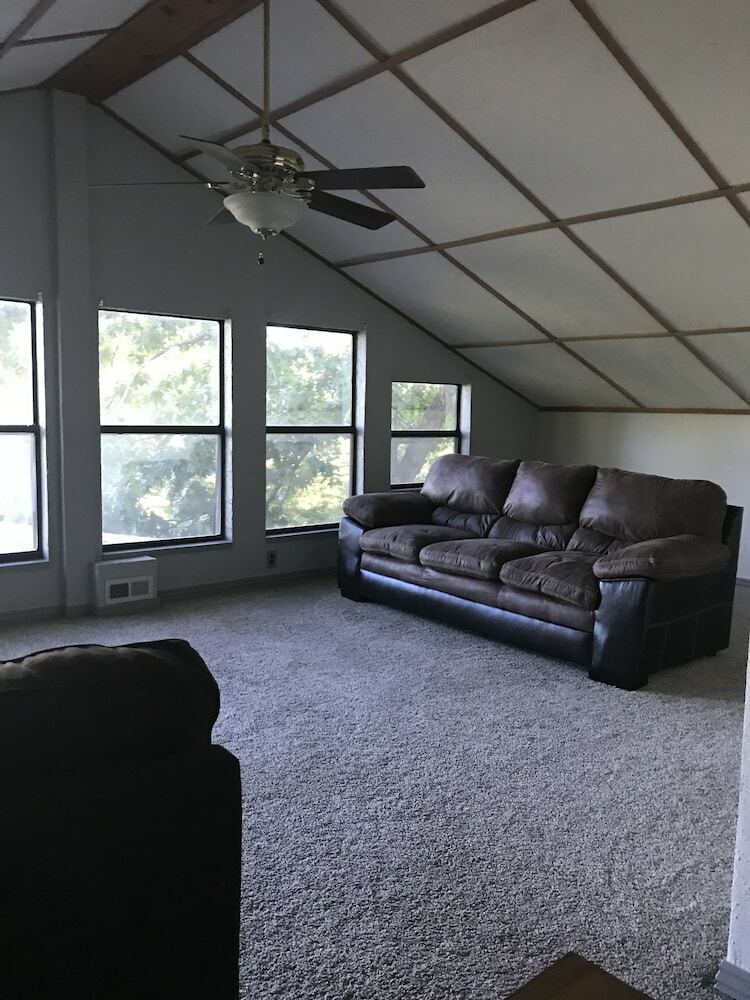 Cabana Beaver Lake House