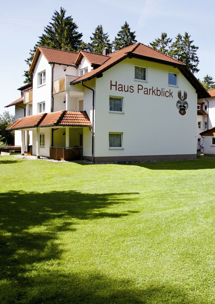 Parkblick Aparthotel Und Ferienwohnungen