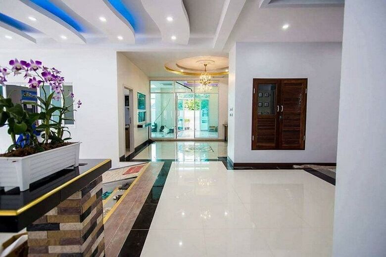 The Linux Garden Hotel