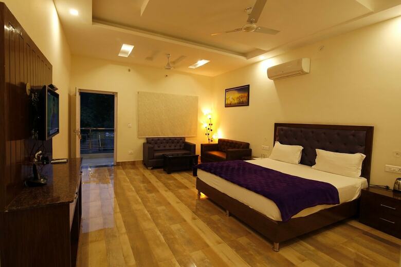 Hotel Nauka Hills Resort