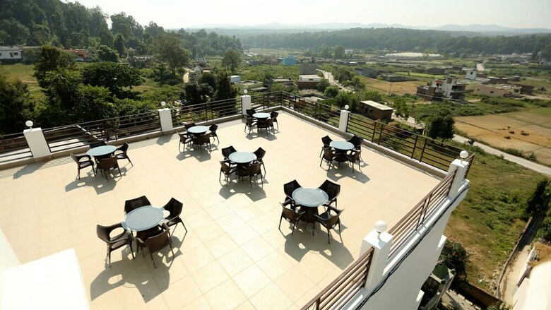 Hotel Nauka Hills Resort