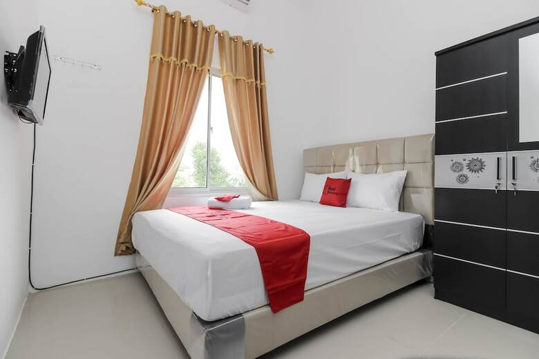 Hotel Reddoorz Near Jembatan Ampera Palembang