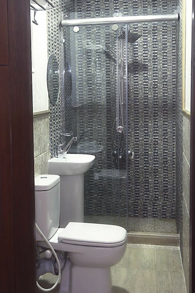 Hotel Tahrir Plaza Suites