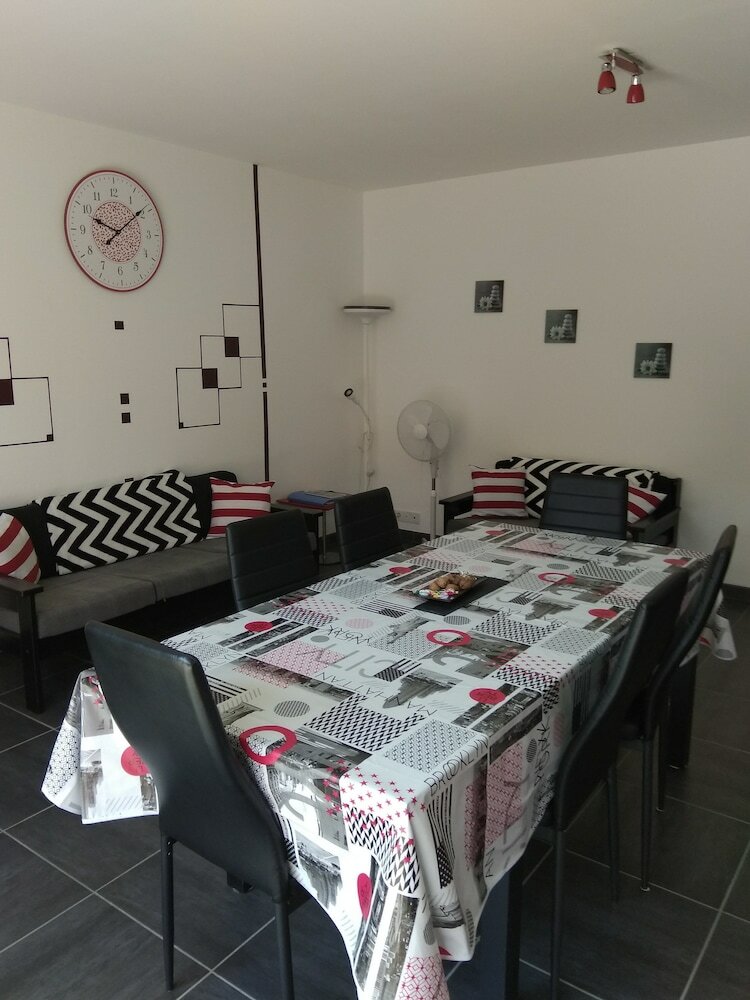 Hotel La Vall�e Des Noyers