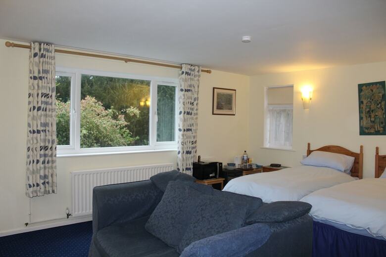 Courtlands Nurseries Bed And Breakfast