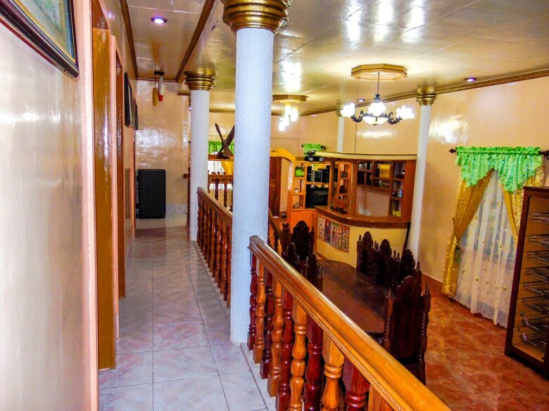 Hotel Pangulatan Beach Resort