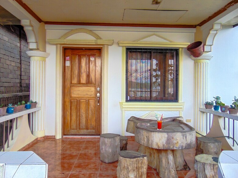 Hotel Pangulatan Beach Resort