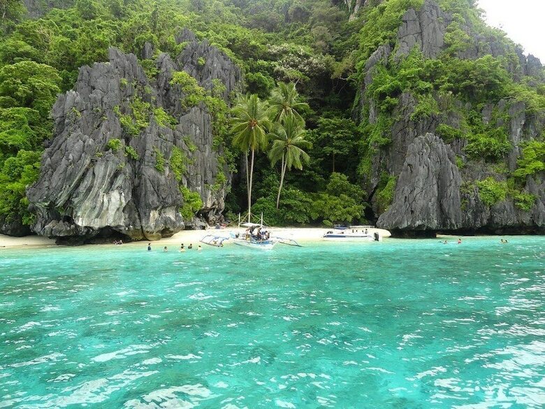 Hotel Pangulatan Beach Resort