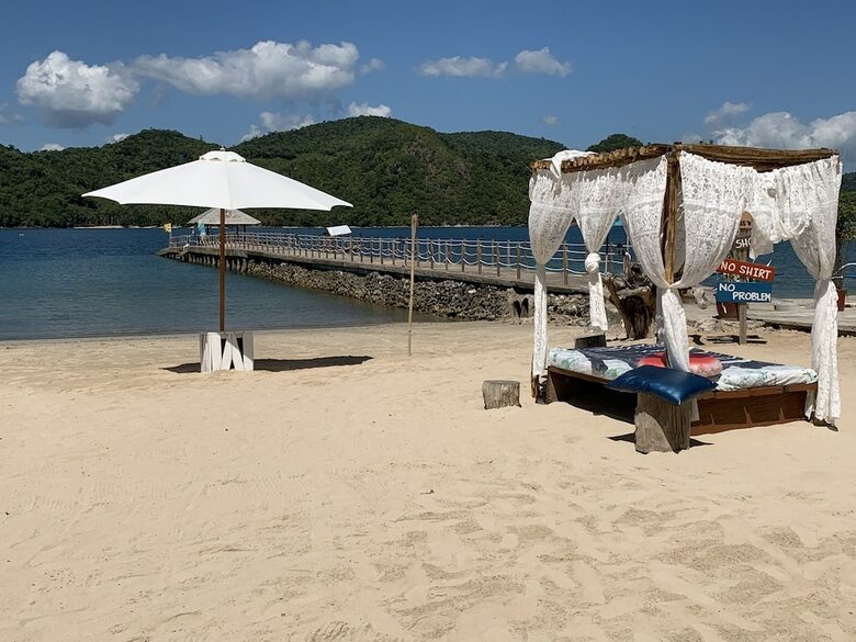 Hotel Pangulatan Beach Resort