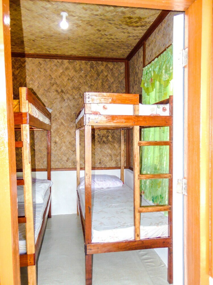 Hotel Pangulatan Beach Resort