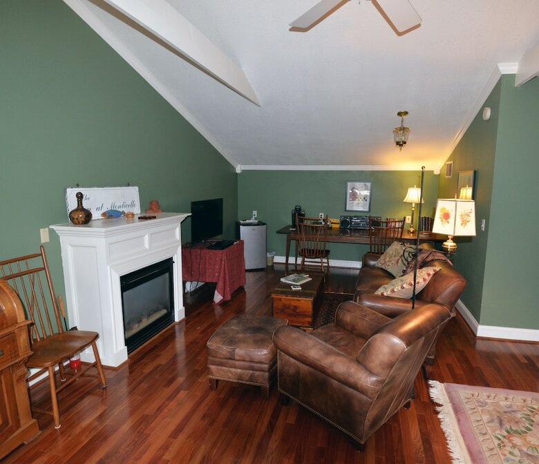 Bed & Breakfast Inn At Monticello