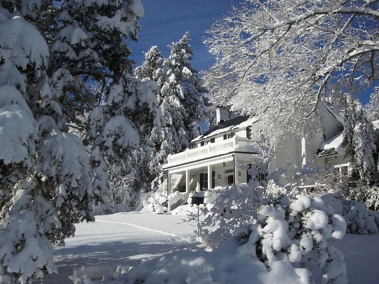 Bed & Breakfast Inn At Monticello