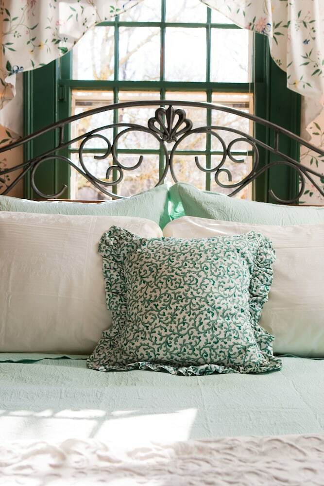Bed & Breakfast Stonecroft Country Inn
