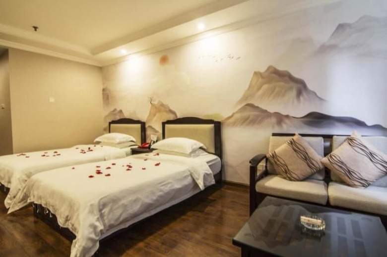 Tianfu Lidu Business Hotel