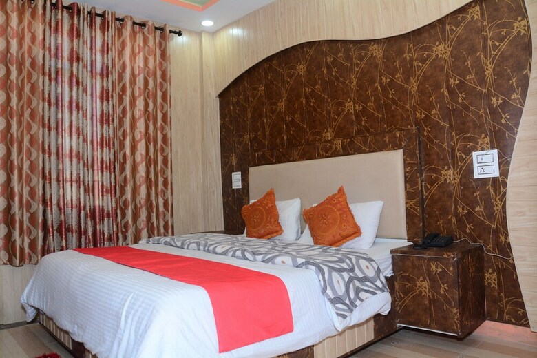 Hotel Grand Raga