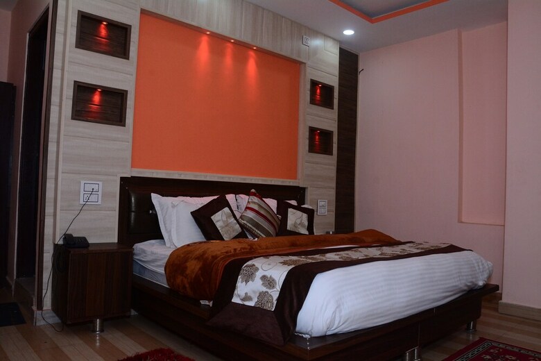 Hotel Grand Raga