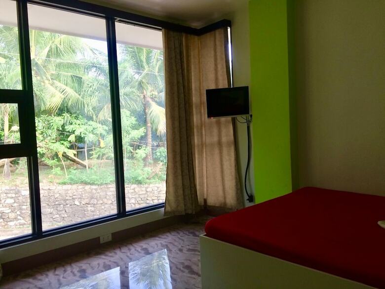 Lcf Bb Hotel And Restaurant